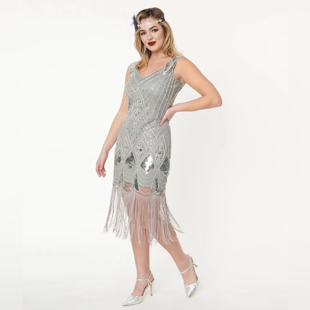 Unique Vintage 1920’s Grey and Silver Sequin Lina Flapper Dress Size L/10-12